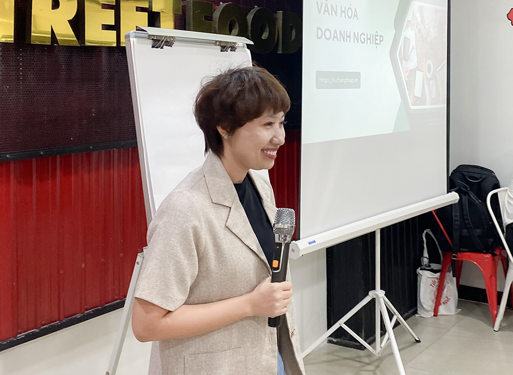 Chương Trình Đào Tạo Văn Hóa Doanh Nghiệp Tại Vũ Thiên Group