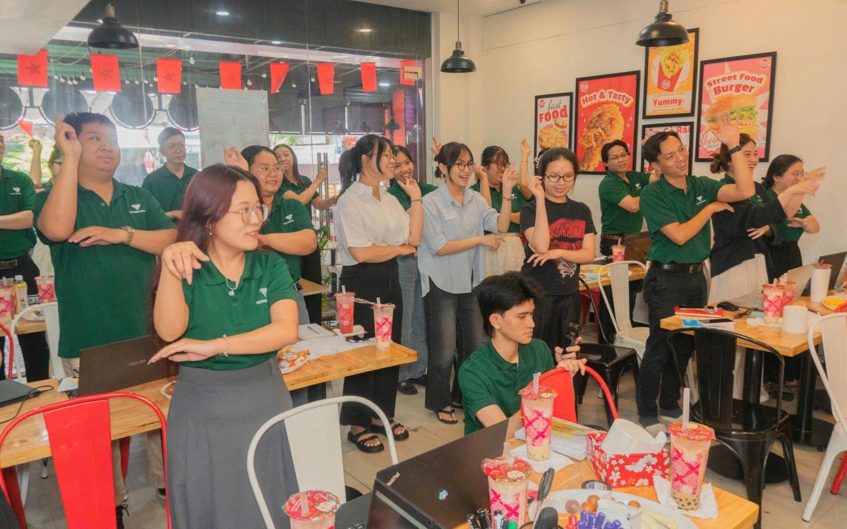 CHƯƠNG TRÌNH ĐÀO TẠO VĂN HÓA DOANH NGHIỆP KẾT HỢP CHÚC MỪNG SINH NHẬT NHÂN VIÊN THÁNG 5