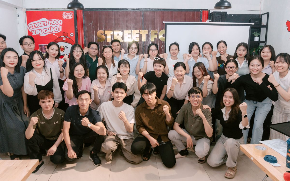 RECAP CHÚC MỪNG SINH NHẬT NHÂN VIÊN THÁNG 8 – VŨ THIÊN GROUP