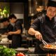 Lương nhân viên phục vụ nhà hàng: Mức nào hợp lý? Lương nhân viên phục vụ nhà hàng: Mức nào hợp lý?